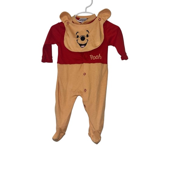 Vintage Pooh Disney Winnie the Pooh Red and Tan Kids One Piece sz Med - Picture 1 of 3